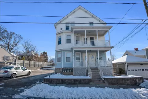 78 Eighth St, East Providence, RI 02914