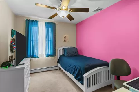 Bedroom - 173 Lynne Ln, Burrillville, RI 02839 photo 4 of 7