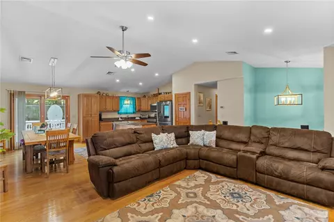 Living - 173 Lynne Ln, Burrillville, RI 02839 photo 1 of 1
