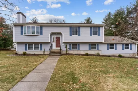 173 Lynne Ln, Burrillville, RI 02839