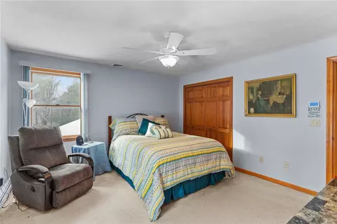 Bedroom - 173 Lynne Ln, Burrillville, RI 02839 photo 2 of 7
