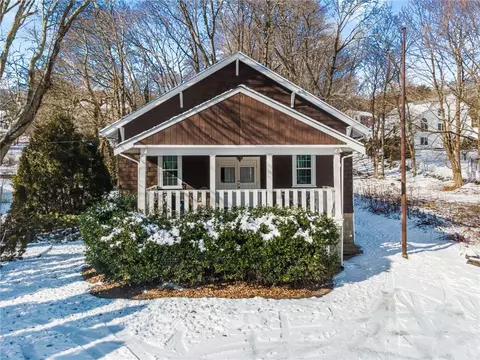 4237 Post Rd, East Greenwich, RI 02818