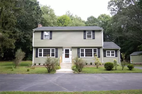 5 Hesspar Dr, Westerly, RI 02891