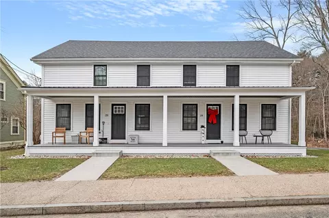 26 Money Hill Rd, Glocester, RI 02814