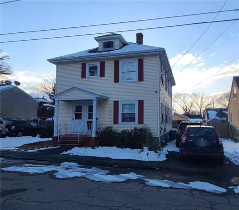Exterior - 141 Wingate Ave, Warwick, RI 02888 photo 2 of 5