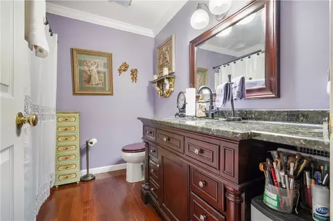 Bath - 1084 Pine St #5, Fall River, MA 02720 photo 2 of 2