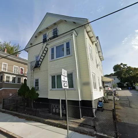 437 Broad St, Cumberland, RI 02864