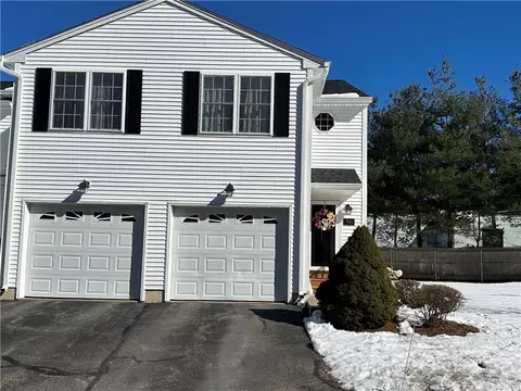 450 Providence St #50, West Warwick, RI 02893