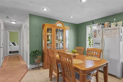 Dining - 5 Murphy Ave, Bristol, RI 02809 photo 2 of 2