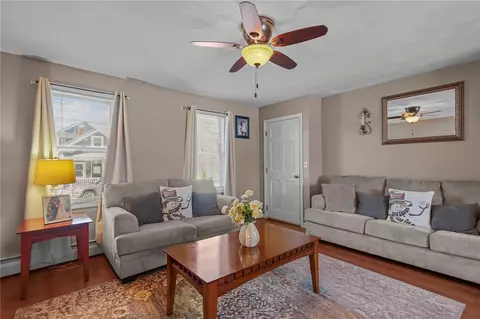 Living - 5 Murphy Ave, Bristol, RI 02809 photo 4 of 9