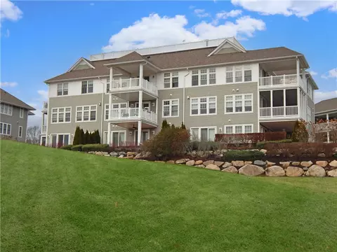 3 Compass Way #B 102, Westerly, RI 02891