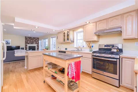 Kitchen - 14 Stuart St, Westerly, RI 02891 photo 3 of 5