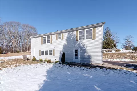 Exterior - 14 Stuart St, Westerly, RI 02891 photo 6 of 7