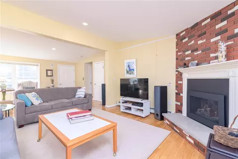 Living - 14 Stuart St, Westerly, RI 02891 photo 3 of 6