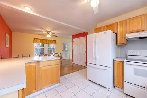 Kitchen - 23 E Fairway Ave, Westerly, RI 02891 photo 3 of 5
