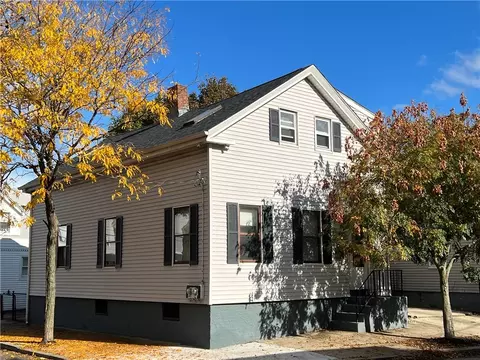 33 Ringgold St, Providence, RI 02903