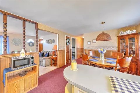 Living - 125 Adrian St, Warwick, RI 02886 photo 4 of 7