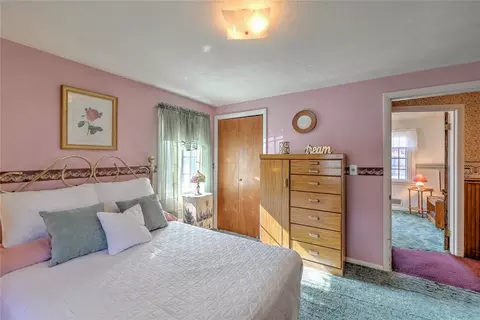 Bedroom - 125 Adrian St, Warwick, RI 02886 photo 2 of 4