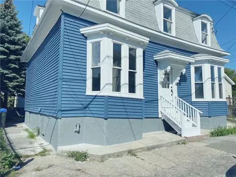 25 Seabury St, Providence, RI 02907
