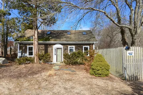 4437 Old Post Rd, Charlestown, RI 02813