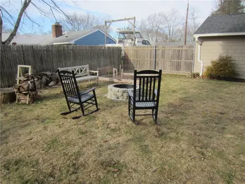 Exterior - 20 Gloucester St, Warwick, RI 02886 photo 8 of 13