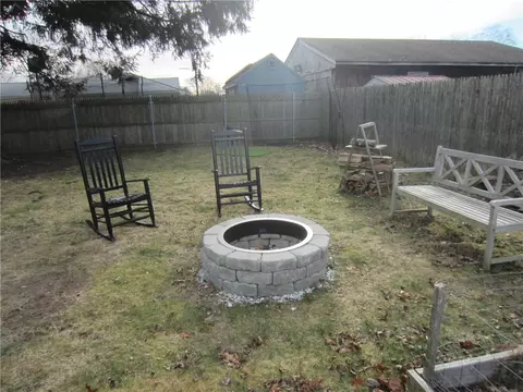 Exterior - 20 Gloucester St, Warwick, RI 02886 photo 9 of 13