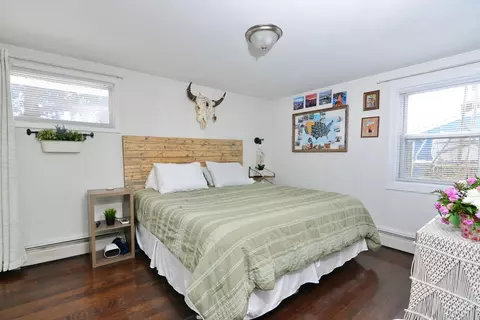 Bedroom - 20 Gloucester St, Warwick, RI 02886 photo 1 of 2