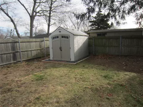 Exterior - 20 Gloucester St, Warwick, RI 02886 photo 6 of 13