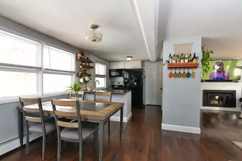Dining - 20 Gloucester St, Warwick, RI 02886 photo 2 of 2