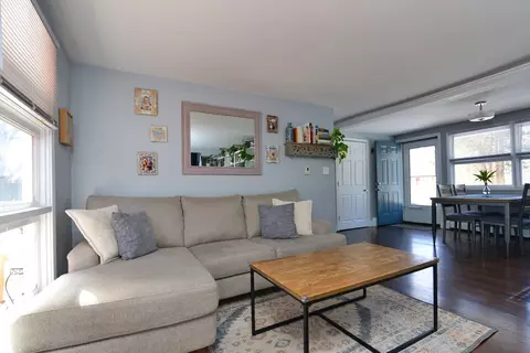 Living - 20 Gloucester St, Warwick, RI 02886 photo 6 of 7