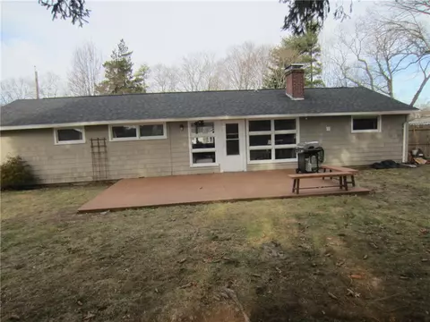 Exterior - 20 Gloucester St, Warwick, RI 02886 photo 7 of 13