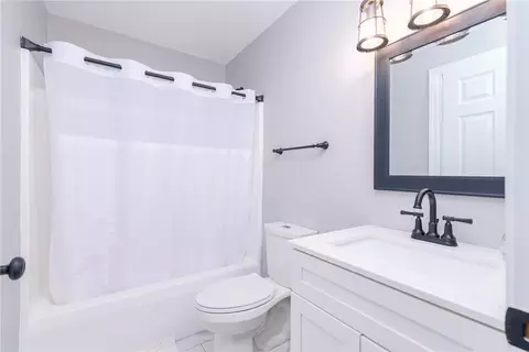 Bath - 14 Juniper Ave, Westerly, RI 02891 photo 3 of 3
