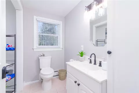 Bath - 14 Juniper Ave, Westerly, RI 02891 photo 2 of 3