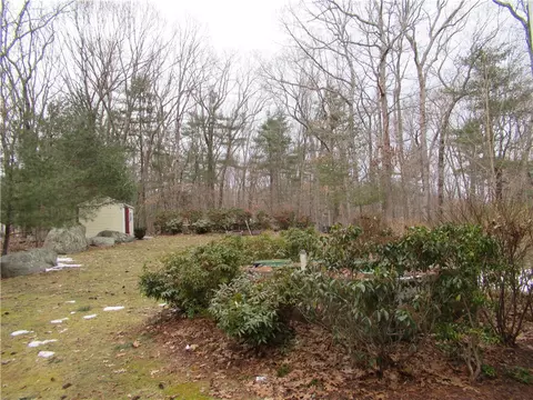 Exterior - 416 Log Rd, Smithfield, RI 02917 photo 5 of 9