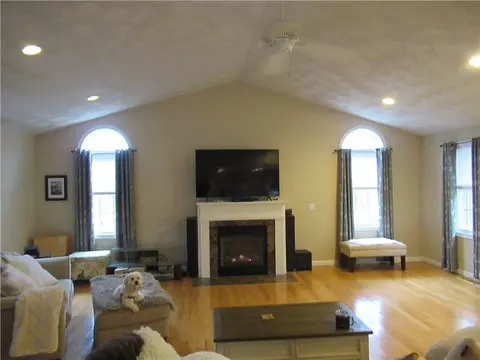 Living - 416 Log Rd, Smithfield, RI 02917 photo 2 of 5