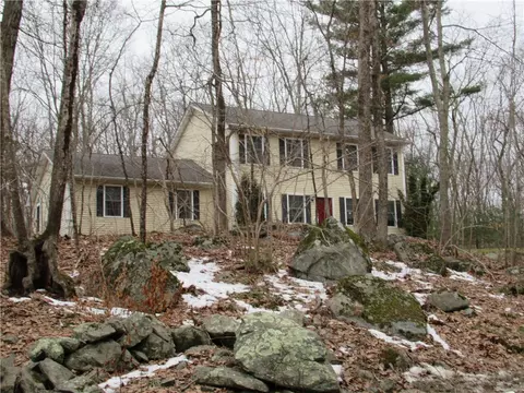 Exterior - 416 Log Rd, Smithfield, RI 02917 photo 9 of 9