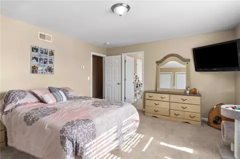 89 Grinnell St, Fall River, MA 02721 photo 16