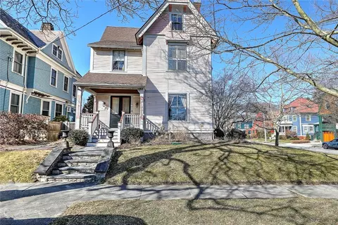 76 Humboldt Ave, Providence, RI 02906