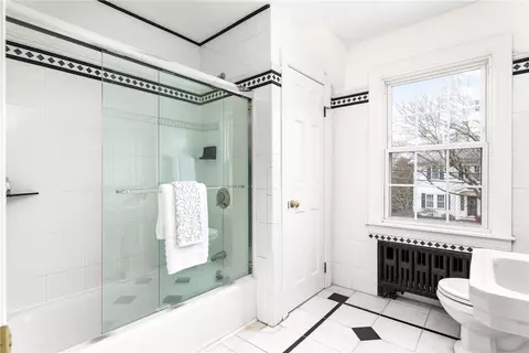 Bath - 281 Rochambeau Ave, Providence, RI 02906 photo 3 of 5