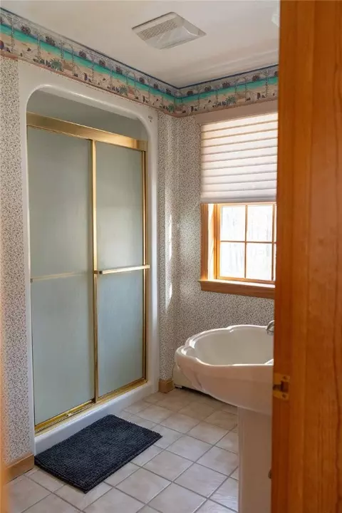 Bath - 120 Sutton Rd, Webster, MA 01570 photo 3 of 5