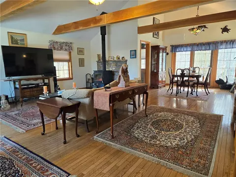 Dining - 120 Sutton Rd, Webster, MA 01570 photo 4 of 7
