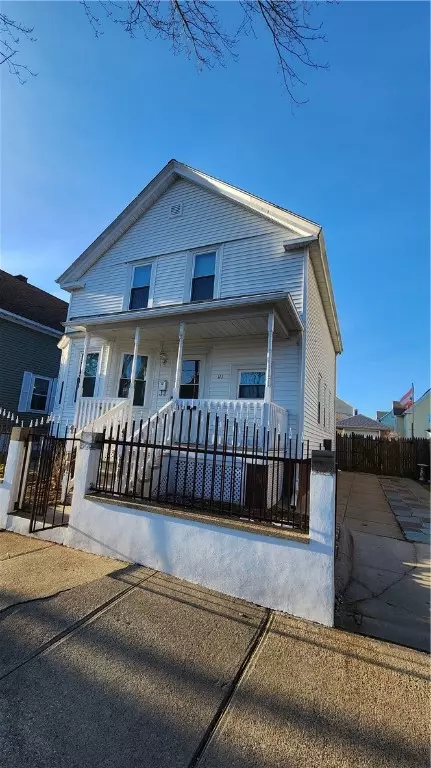 111 Dora St, Providence, RI 02909