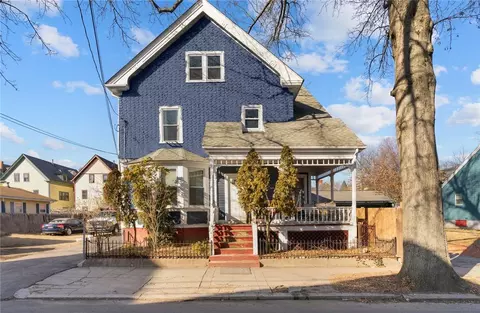 39 Daboll St, Providence, RI 02907