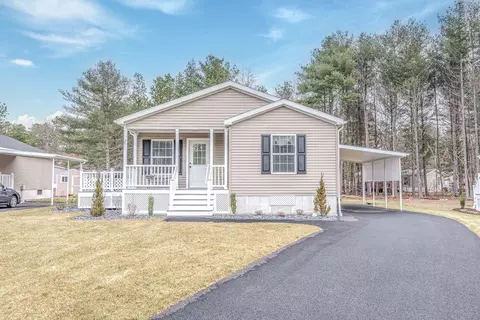 20 Cheryl Ln, Coventry, RI 02816