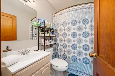 Bath - 141 Read Ave, Coventry, RI 02816 photo 2 of 2