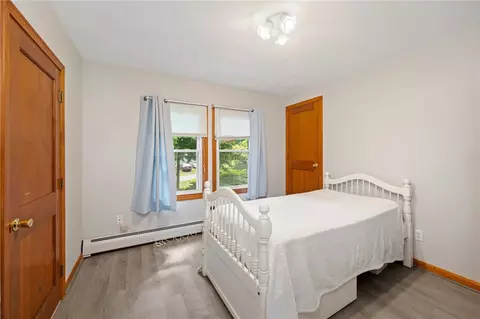 Bedroom - 141 Read Ave, Coventry, RI 02816 photo 6 of 8