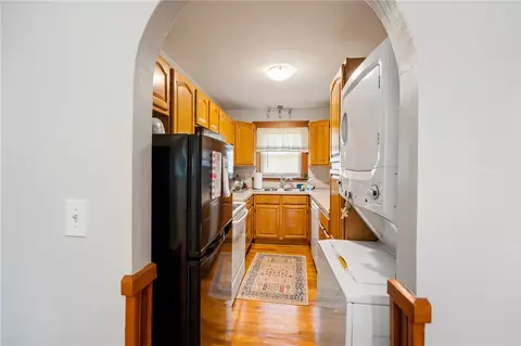 Entry Way - 141 Read Ave, Coventry, RI 02816 photo 2 of 2
