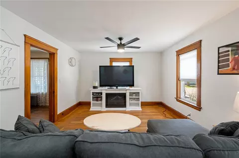 Living - 141 Read Ave, Coventry, RI 02816 photo 2 of 6
