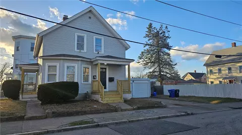 20 Cole St, Pawtucket, RI 02860