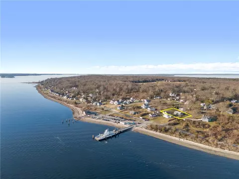 018 Third St, Prudence Island, RI 02872